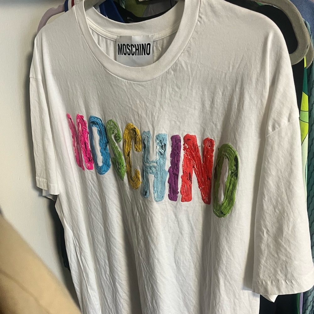 Moschino t shirt